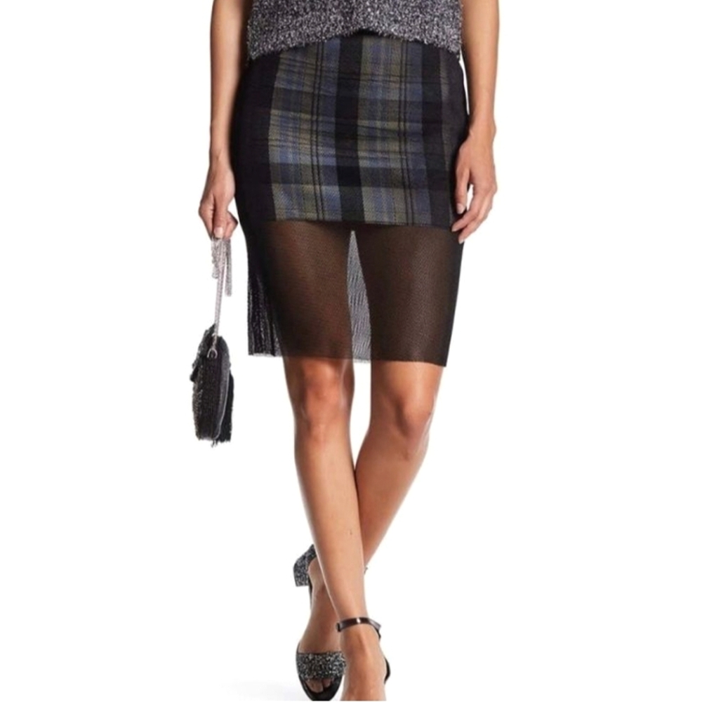 English Factory Plaid and Mesh Overlay Women's Skirt Sz‎ Medium